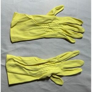 Vintage Style Yellow Wrist Length Gloves Decorative Stitching Formal Costume Acc